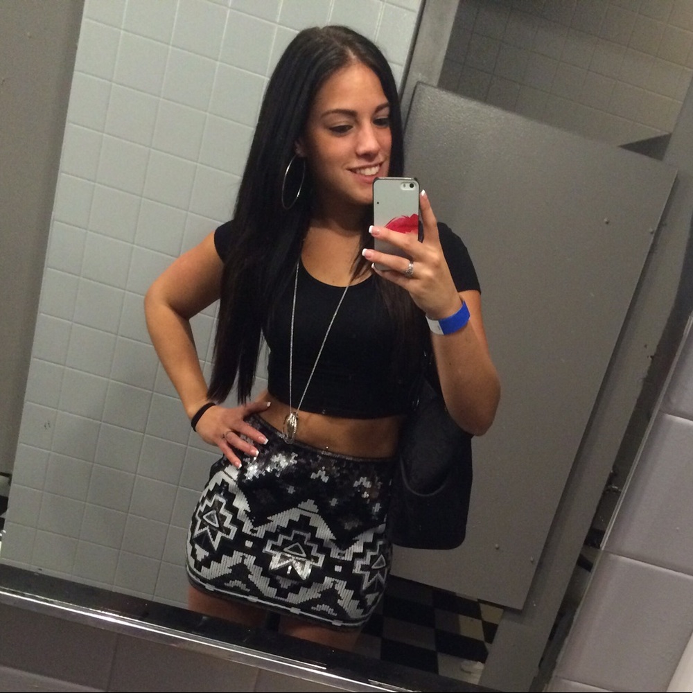 Express Black Aztec Sequin Mini Skirt - Picture 2 of 8